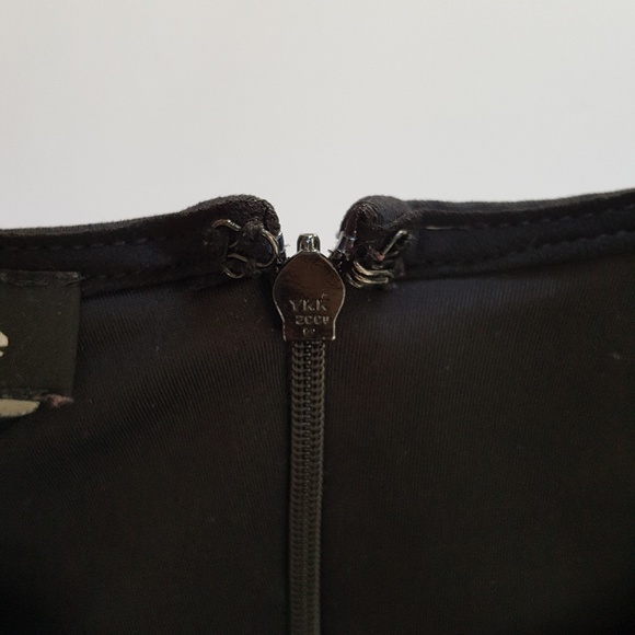 Bebe Short Sleeve Black Mesh Peplum Top Blouse XS - Picture 4 of 5